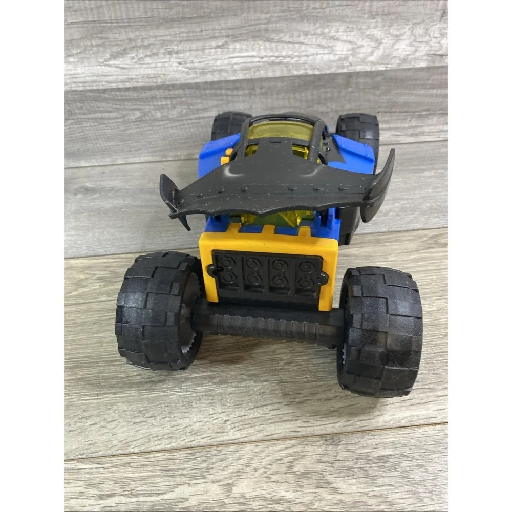 Fisher‎ Price Imaginext DC Hero World Transforming Batmobile Batman Light Sound